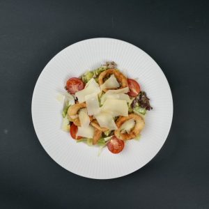 Цезар с хрупкави калмари