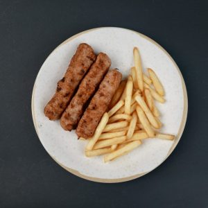 Домашни кебапчета Лазур (3 броя с гарнитура)